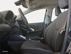 Toyota Yaris 1.5 125 S-Edition - Miniatura 12