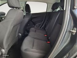Peugeot 208 1.2L PureTech Style 60 kW (82 CV) - Miniatura 11