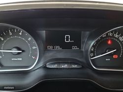 Peugeot 208 1.2L PureTech Style 60 kW (82 CV) - Miniatura 15