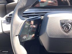 Peugeot 5008 1.6 143KW e-DCS7 Allure - Miniatura 13