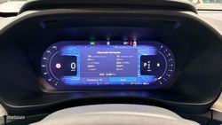 Volvo XC40 Plus, B3 Mild hybrid, Gasolina, Dark - Miniatura 11