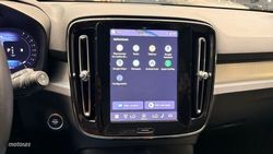 Volvo XC40 Plus, B3 Mild hybrid, Gasolina, Dark - Miniatura 16