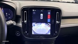 Volvo XC40 Plus, B3 Mild hybrid, Gasolina, Dark - Miniatura 18
