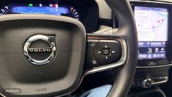Volvo XC40 Plus, B3 Mild hybrid, Gasolina, Dark - Miniatura 21