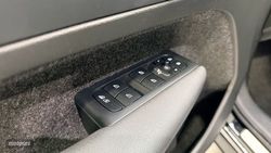 Volvo XC40 Plus, B3 Mild hybrid, Gasolina, Dark - Miniatura 23