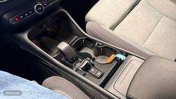 Volvo XC40 Plus, B3 Mild hybrid, Gasolina, Dark - Miniatura 25