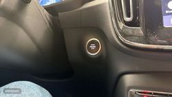 Volvo XC40 Plus, B3 Mild hybrid, Gasolina, Dark - Miniatura 26