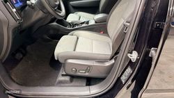Volvo XC40 Plus, B3 Mild hybrid, Gasolina, Dark - Miniatura 28