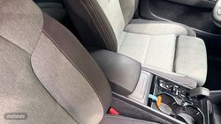 Volvo XC40 Plus, B3 Mild hybrid, Gasolina, Dark - Miniatura 46
