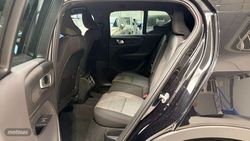 Volvo XC40 Plus, B3 Mild hybrid, Gasolina, Dark - Miniatura 6