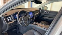 Volvo XC 60 2.0 B5 P CORE AUTO 4WD 250 5P - Miniatura 4