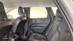 Volvo XC 60 2.0 B5 P CORE AUTO 4WD 250 5P - Miniatura 6