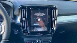 Volvo XC40 2.0 B3 MHEV CORE DCT 163 5P - Miniatura 13