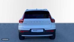 Volvo XC40 2.0 B3 MHEV CORE DCT 163 5P - Miniatura 8