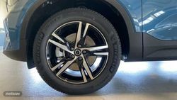 Volvo XC40 2.0 B3 PLUS DARK AUTO 163 5P - Miniatura 16