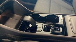 Volvo XC40 2.0 B3 PLUS DARK AUTO 163 5P - Miniatura 17