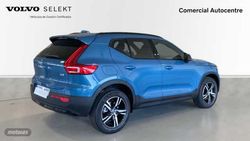 Volvo XC40 2.0 B3 PLUS DARK AUTO 163 5P - Miniatura 7