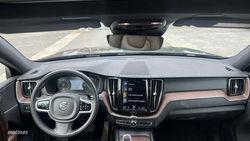 Volvo XC 60 todoterreno 2.0 T6 RECHARGE INSCRIPTION AUTO 4WD 5P - Miniatura 5