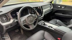 Volvo XC 60 2.0 B4 D CORE AUTO 5P - Miniatura 5