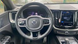Volvo XC 60 2.0 T6 RECHARGE R-DESIGN AUTO 4WD 5P - Miniatura 11