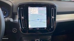 Volvo XC40 B3 CORE AUTO 5P - Miniatura 12