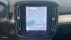 Volvo XC40 2.0 B3 PLUS DARK AUTO 5P - Miniatura 13