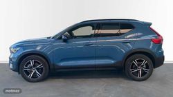 Volvo XC40 2.0 B3 PLUS DARK AUTO 5P - Miniatura 2