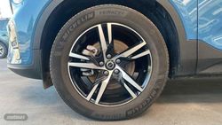 Volvo XC40 2.0 B3 PLUS DARK AUTO 5P - Miniatura 9
