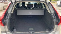Volvo XC 60 2.0 B5 P PLUS DARK AUTO 4WD 5P - Miniatura 14