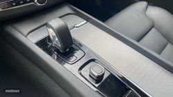 Volvo XC 60 2.0 B5 P PLUS DARK AUTO 4WD 5P - Miniatura 20