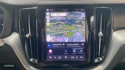 Volvo XC 60 2.0 B4 AWD D MOMENTUM PRO AUTO 5P - Miniatura 15