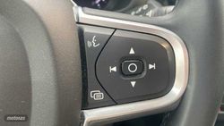 Volvo XC 60 2.0 B4 AWD D MOMENTUM PRO AUTO 5P - Miniatura 19