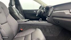 Volvo XC 60 todoterreno 2.0 B4 D PLUS DARK AUTO 5P - Miniatura 10