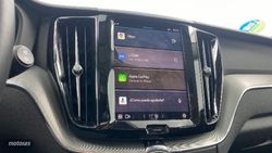 Volvo XC 60 todoterreno 2.0 B4 D PLUS DARK AUTO 5P - Miniatura 16