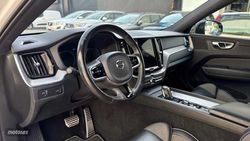 Volvo XC 60 2.0 B4 D R-DESIGN AUTO 5P - Miniatura 5