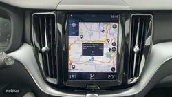 Volvo XC 60 2.0 D4 MOMENTUM AUTO 4WD 5P - Miniatura 17