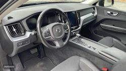 Volvo XC 60 2.0 D4 MOMENTUM AUTO 4WD 5P - Miniatura 5