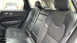 Volvo XC 60 2.0 D4 MOMENTUM AUTO 4WD 5P - Miniatura 7