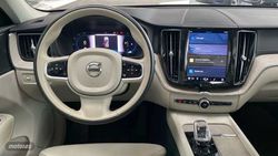 Volvo XC 60 todoterreno 2.0 D B4 INSCRIPTION AUTO 5P - Miniatura 13