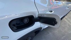 Volvo XC40 2.0 B3 PLUS DARK AUTO 5P - Miniatura 10
