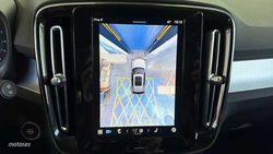 Volvo XC40 2.0 B3 PLUS DARK AUTO 5P - Miniatura 16