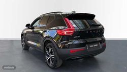 Volvo XC40 2.0 B3 PLUS DARK AUTO 5P - Miniatura 2