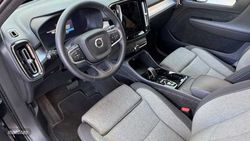Volvo XC40 2.0 B3 PLUS DARK AUTO 5P - Miniatura 5