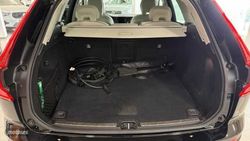 Volvo XC 60 ULTRA T6 HIBRIDO ENCHFABLE DARK - Miniatura 12