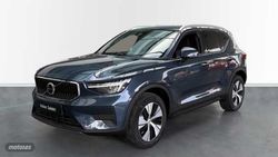 Volvo XC40 2.0 B3 MHEV CORE DCT 5P - Miniatura 1