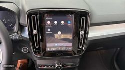 Volvo XC40 2.0 B3 MHEV CORE DCT 5P - Miniatura 12