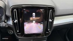 Volvo XC40 2.0 B3 MHEV CORE DCT 5P - Miniatura 10