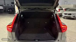 Volvo XC40 XC40 Core, B3 Mild Hybrid, Gasolina - Miniatura 14