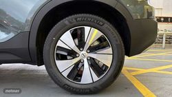 Volvo XC40 2.0 B3 MHEV CORE DCT 5P - Miniatura 10