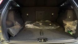 Volvo XC40 2.0 B3 MHEV CORE DCT 5P - Miniatura 13